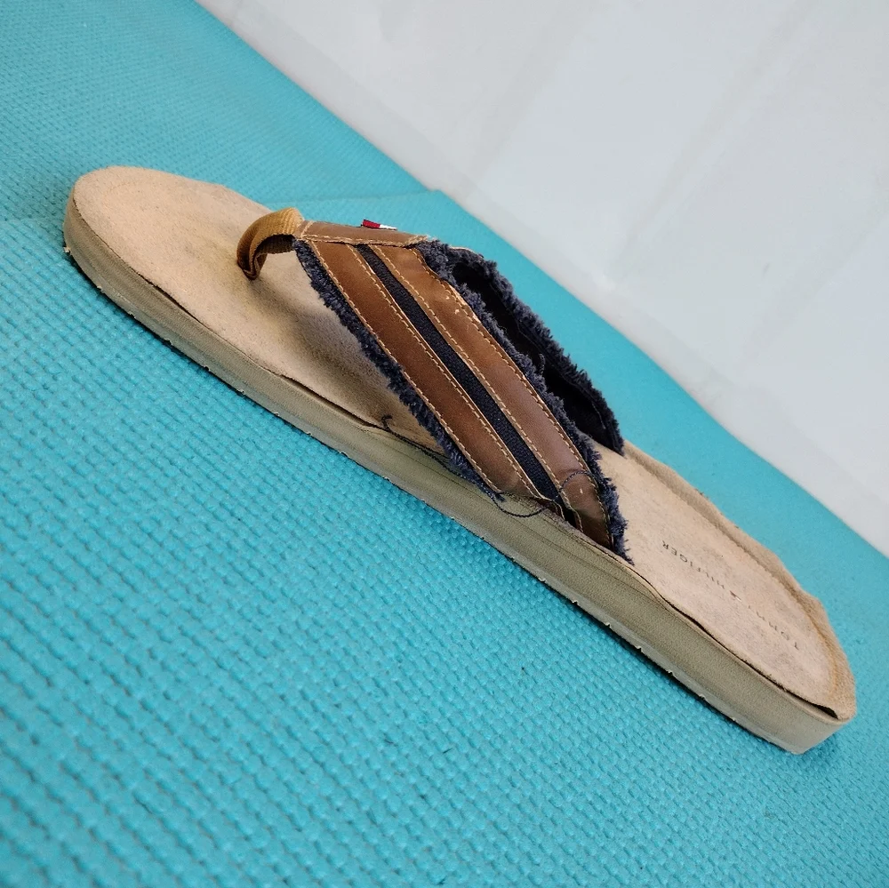 Tommy Hilfiger Men's Light Brown Sandals Flip Flops XXL ( 13 - 14)